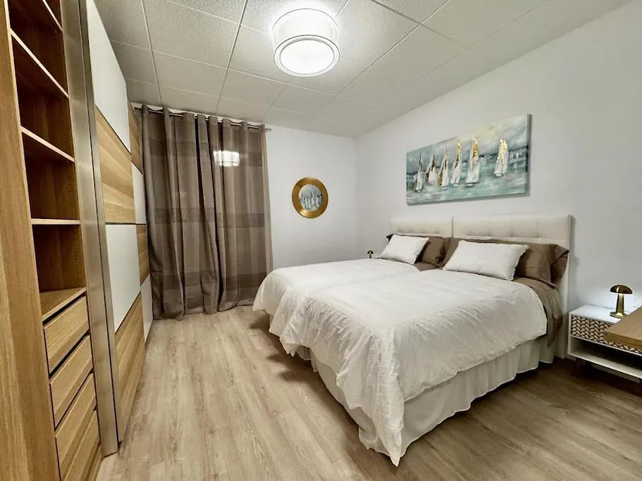 Sant Antoni Stay: Experience Barcelona 0*,  Spain